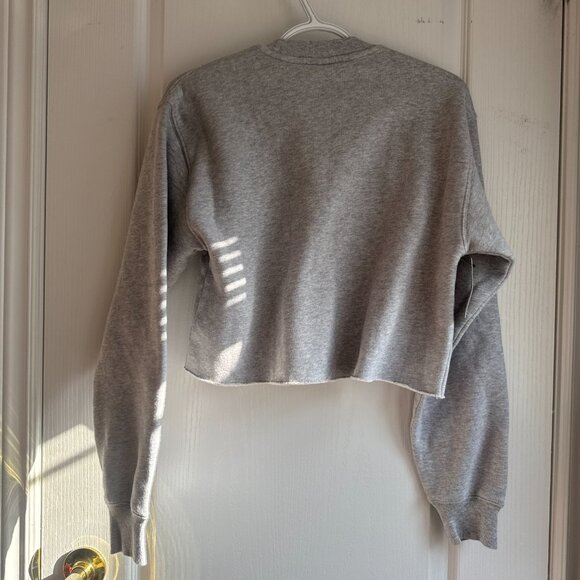 BNWT TNA SweatFleece Cozy Fleece Cropped Sweater - Picture 12 of 12